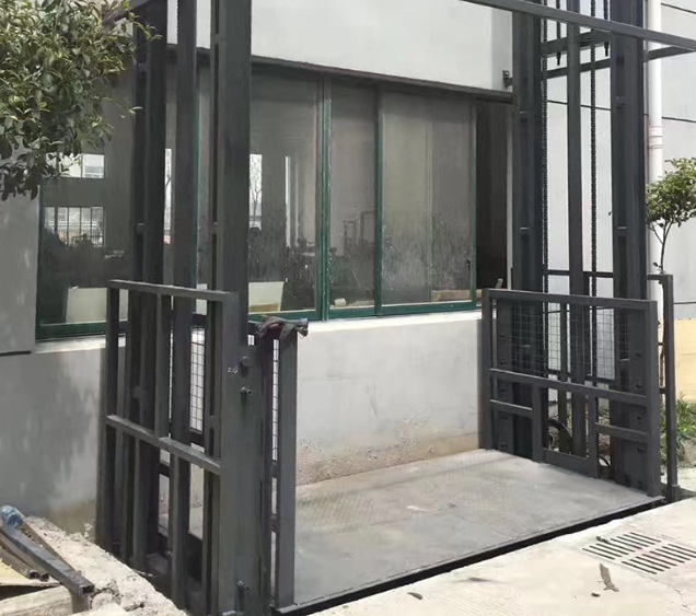 武宁导轨式施工升降机助力民生工程提速增效